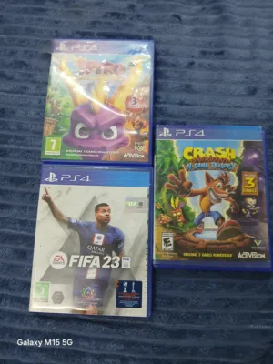 أشرطة جهاز بلايستيشن 4 مستعملة للبيع فيفا 23 كراش سبايرو