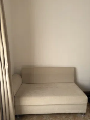 كنب بيج مستعمل قابل للتنجيد