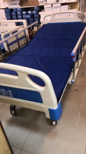 سرير طبي كهربائي للبيع