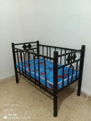 تخت بيبي وسياره اطفال