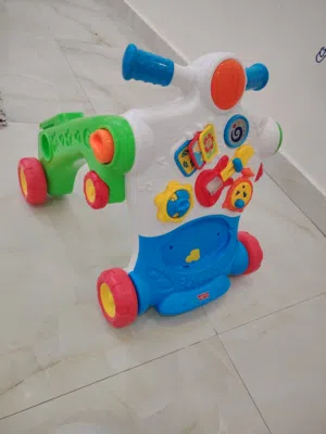 عربانة.. مشاية.. كارسيت..