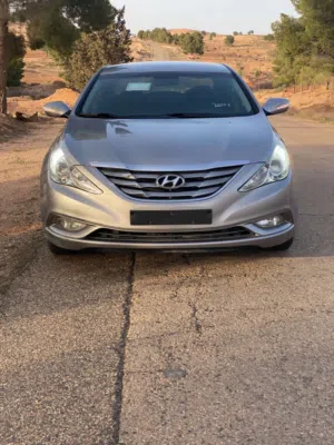 Hyundai . Sonata . 2011 . New0