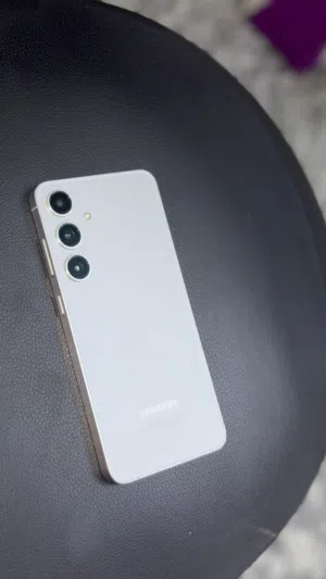 Samsung S24 plus 12/512