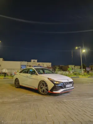 Used Hyundai Elantra in Basra