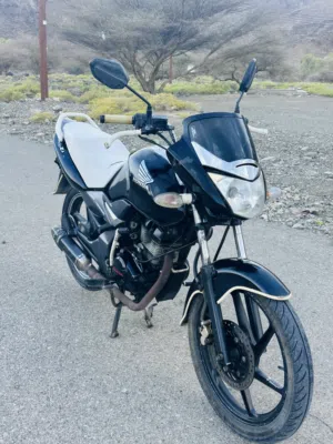 للبيع دراجه هوندا 150cc
