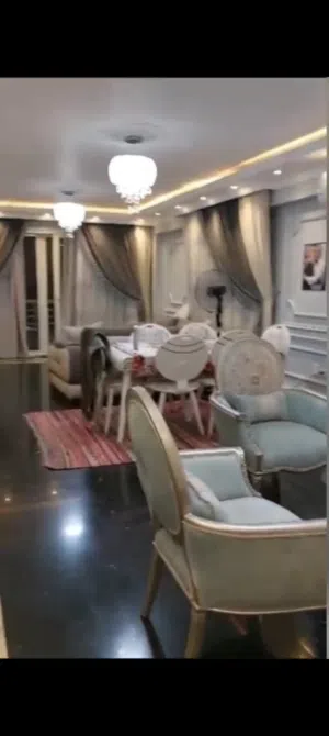 شقة للبيع في الهضبه العليا المقطم