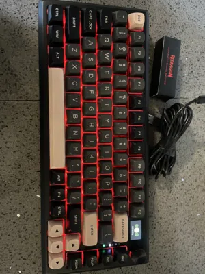كيبور ريد دراغون مع ملحقاته مستعمل قليل فقط لgaming