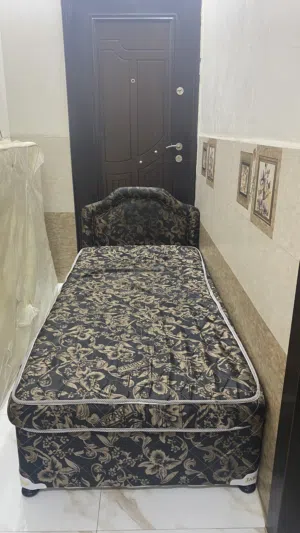 فراش نوم كامل مع سرير مع بعض