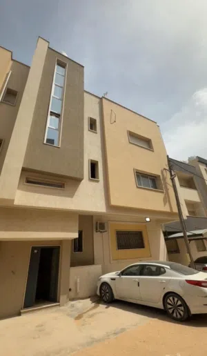 140 m2 3 Bedrooms Apartments for Sale in Tripoli Al-Serraj
