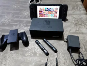 نينتندو سويتش معدل بحالة ممتازة بسعر مغري