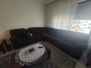 طقم كورنر بحالة جيدة جدا للبيع