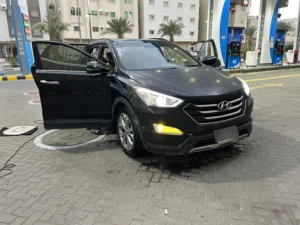 سيارة هيونداي الماركة سنتافي موديل 2014 —  الحجم 6 سلندر — نص فل - 3300 CC