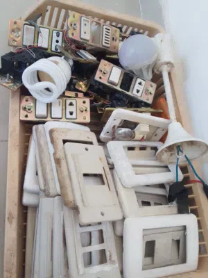 مفاتيح اناره للبيع بسعر مغري