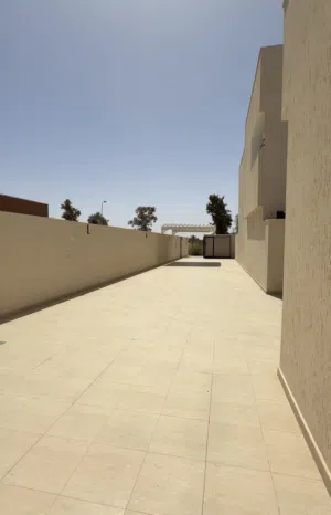 270 m2 More than 6 bedrooms Townhouse for Sale in Misrata Tamina