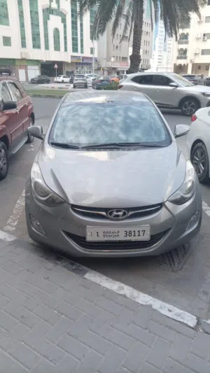للبيع هيونداي إلنترا انفنتي بحالة ممتازه 2014