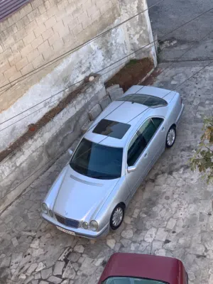 مرسيدس E200 2001 كمبرسر للبيع