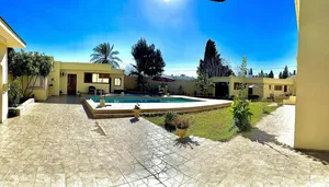 850 m2 More than 6 bedrooms Villa for Sale in Tunis Other