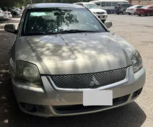 Mitsubishi Galant 2011 Model