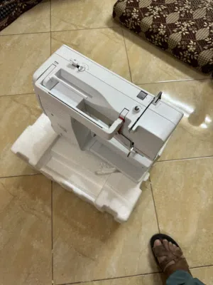 مكنه خياطهBernina325