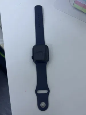 apple watch seruas 6 مسكره آيكلاود حجمها 40 ملم