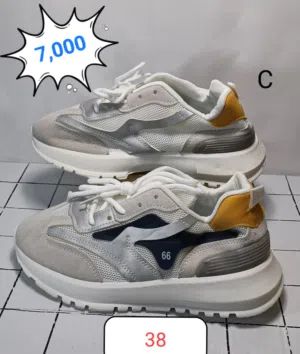 Sport Shoes . Other . 35 . New2