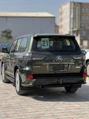 لكزز LX5700 كورو بلاكديشن ركز كورو اعلا فئه 2021 بحاله الوكاله مظمون بالشرط زيرووووو