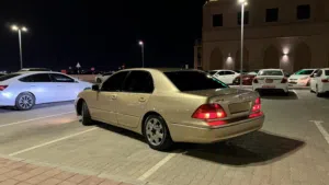 Used Lexus LS in Al Dhahirah