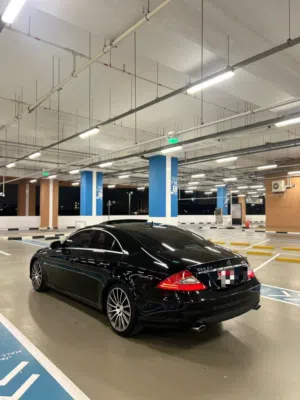 للبيع مرسيدس cls 500  موديل 2010 وارد اليابان   8 سلندر