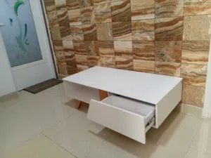 طاوله كبيره مناسبه حال تلفزيون