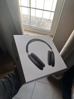 Apple AirPods Max – Brand New & 100% Authentic (Sealed)