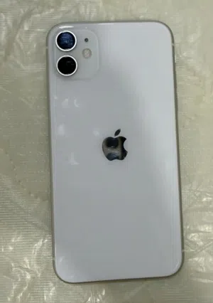 Apple iPhone 11 256 GB in Al Sharqiya