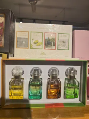 عطور متنوعه