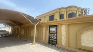 425 m2 5 Bedrooms Villa for Sale in Al Batinah Sohar
