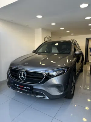Mercedes Benz EQB 260 جديدة