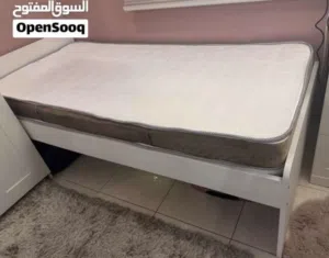سرير فردي من ايكيا