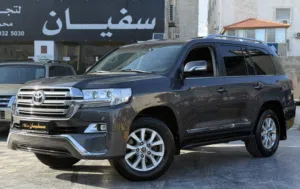تويوتا لاند كروز 2017 5700cc VX-R مالك واحد