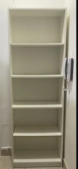 رفوف shelves