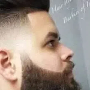علي 