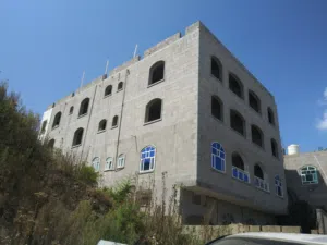 Building for Sale in Ibb Dhihar