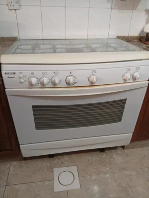 فرن غاز 5 عيون مستعمل بحالة ممتازة