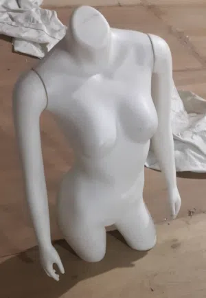 اصنام للبيع