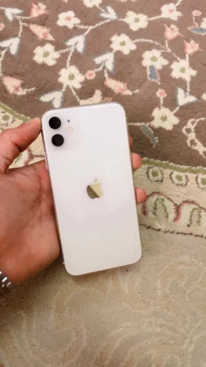 للبيع ايفون 11