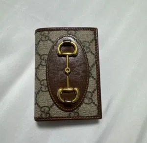 Gucci . Purses . brown . Used1