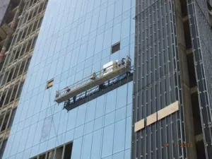 مصاعد ورافعات سلات كهربائيه