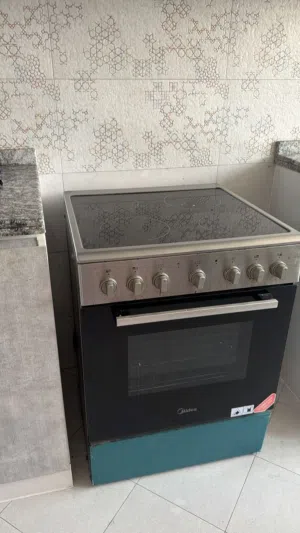 Midea 60x60cm. Electric stove