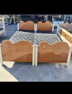سرير خشب عراقي