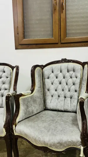 2كراسي للبيع