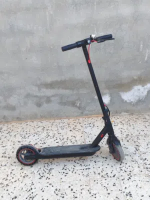 سكوتر مستعمل للبيع محتاج بتاريه فقط