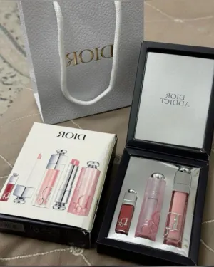 مستحضرات تجميل (ماركة DIOR )  الكمية محدودة جداً بأسعار رهيبه