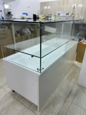 دكور محل بي حاله ممتازه  عيوب لا يوجد